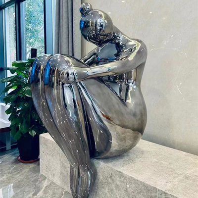 Dekorative Metallzusammenfassungs-sitzende Frauen-menschliche Figur Art Sculpture