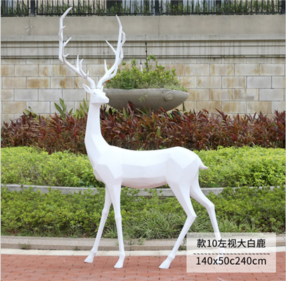 Kundenspezifischer geometrischer Fiberglas-lebensgroßer Rotwild-Statuen-Garten-Tierskulpturen
