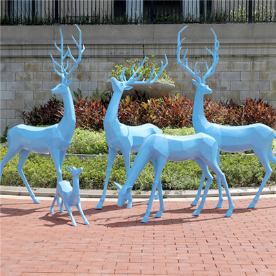 Kundenspezifischer geometrischer Fiberglas-lebensgroßer Rotwild-Statuen-Garten-Tierskulpturen