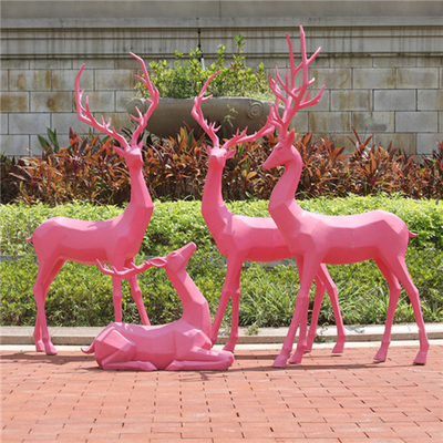 Kundenspezifischer geometrischer Fiberglas-lebensgroßer Rotwild-Statuen-Garten-Tierskulpturen