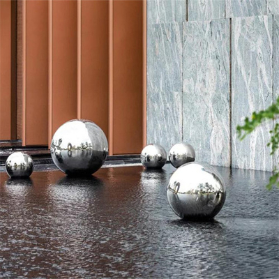 Hohle silberne Edelstahl-Ball-Skulptur dekorativ für Brunnen