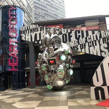 Wechselwirkendes Art Heart Shaped Sculpture Stainless-Stahlelektronisches besonders angefertigt