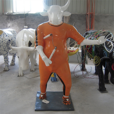 Metallgroßer Kuh-Stier-Statuen-Garten-im Freien Tiervieh-Skulpturen