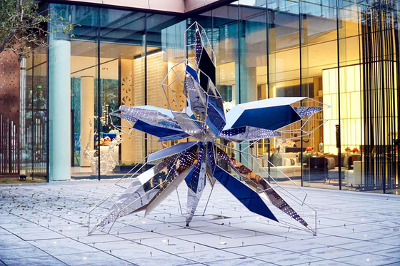 Hotel-Pool-dekorative Metallskulptur zeitgenössischer moderner Art Outdoor Sculpture