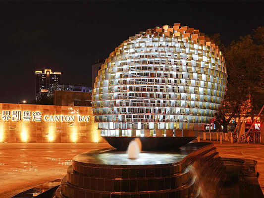 Ei-große Edelstahl-Skulpturen im Freien besonders angefertigt für Bezirks-Eingang