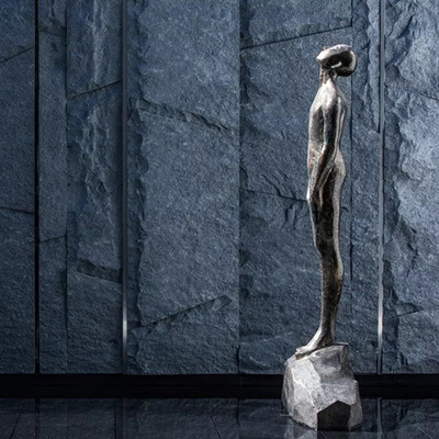 Denker-fertigten Bronzegarten-Statuen-Mann-Art-Bronzeskulptur-Künstler besonders an