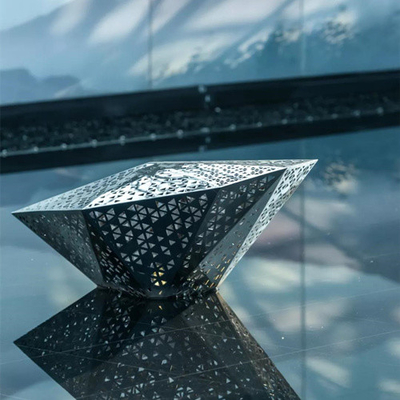 Polygon-Metallabstrakte zeitgenössische Skulptur-dekoratives im Freien für Garten