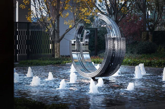Brunnen-Ring Decorative Metal Sculpture Mirror-Edelstahl moderner Art Statue