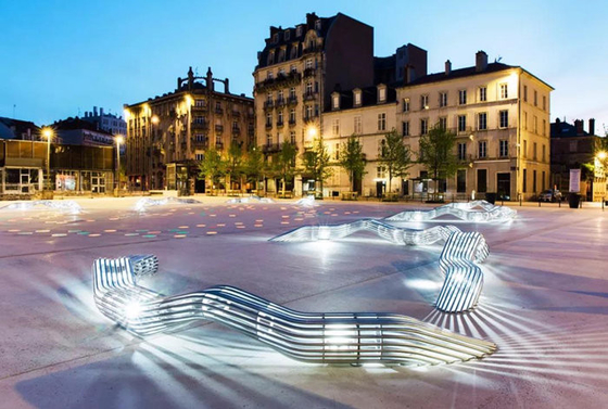 Allgemeiner Skulptur-Möbel-Art Polished Outdoor Stainless Steel-Stuhl fertigte besonders an