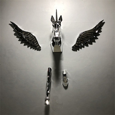 Dekorative Unicorn Wall Sculpture Hanging Pegasus-Pferdestatue für Hintergrund
