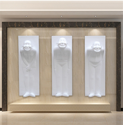 Willkommener Usher Wall Mounted Sculptures Fiberglass, der für Hotel-Dekoration hängt