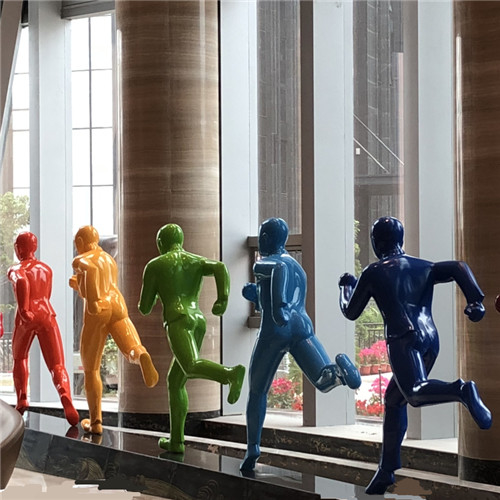 Laufendes Mann-Fiberglas-Statuen-buntes im Freien besonders angefertigt für Lobby