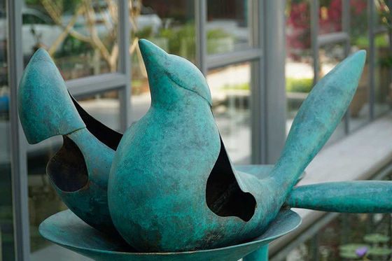 Garten-Vogel-Statuen Art Copper Peace Dove Sculptures fertigten Bronzeim freien besonders an