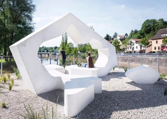 Großes Seat-Fiberglas-Statuen im Freien Art Modern Abstract For Yard